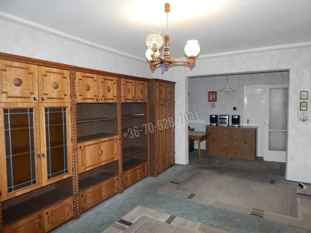 Eladó lakás Tatabánya, Dózsakert 53 nm