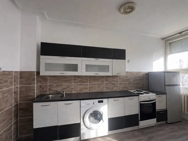 Eladó lakás Tatabánya, Kertváros 50 nm