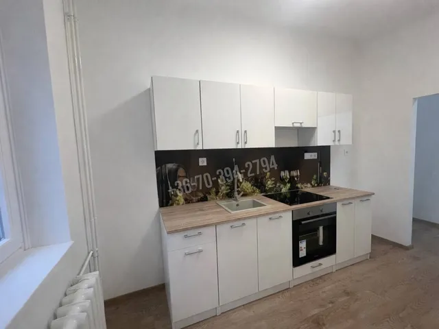 Eladó lakás Tatabánya, Ságvári-lakótelep 56 nm