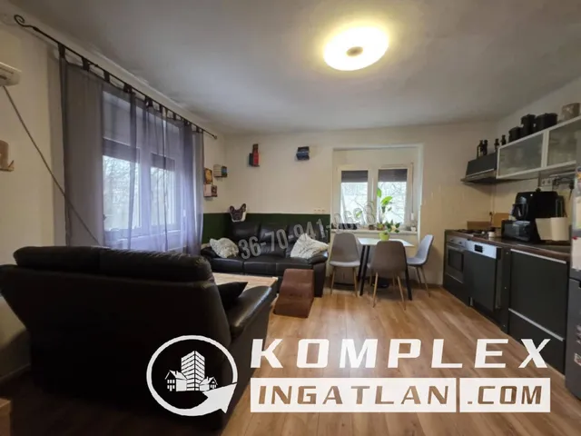 Eladó lakás Dunaújváros, Belváros 50 nm