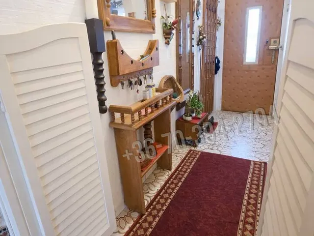 Eladó lakás Dunaújváros 58 nm