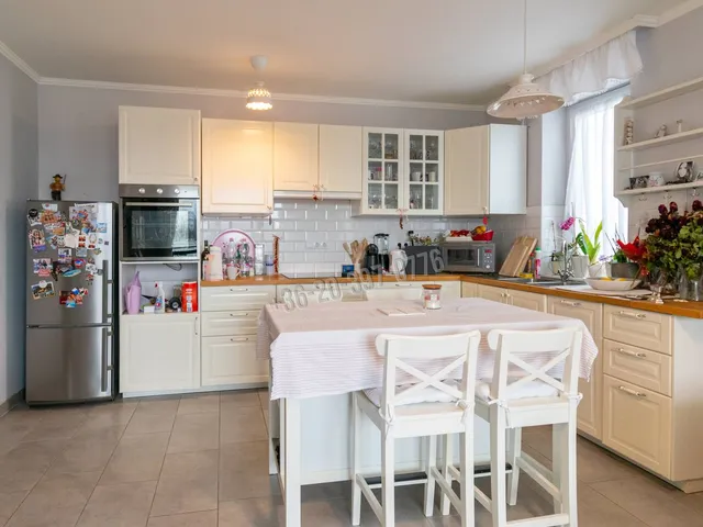 Eladó lakás Győr 62 nm