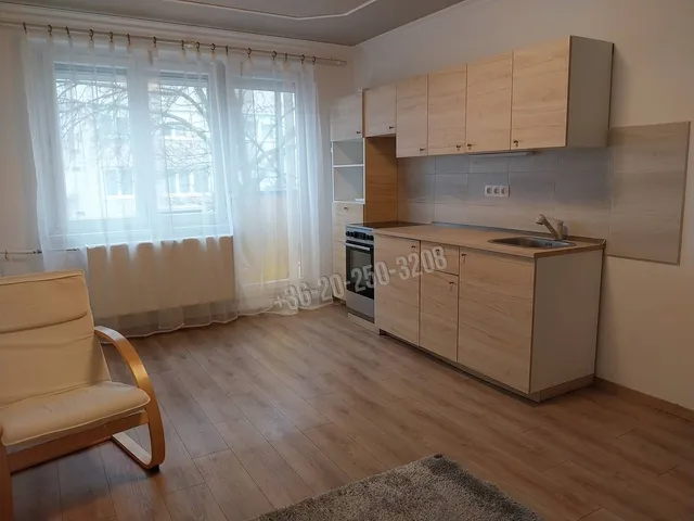 Eladó lakás Tatabánya, Bánhidai lakótelep 49 nm