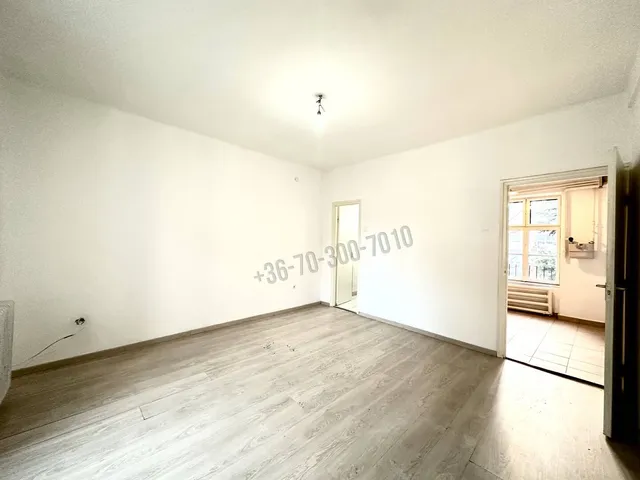 Eladó lakás Sopron, Belváros 30 nm