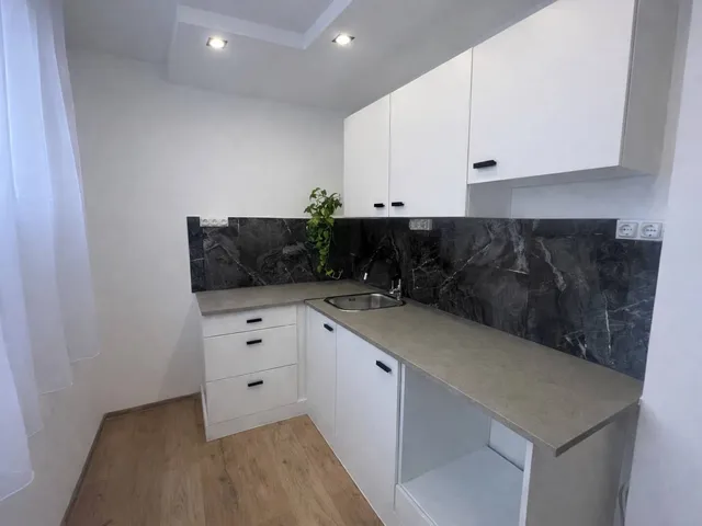 Eladó lakás Tatabánya, Újváros 53 nm