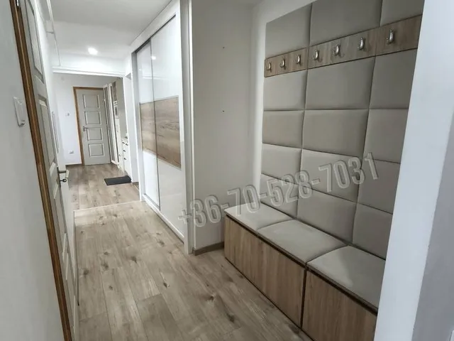 Eladó lakás Tatabánya, Újváros 77 nm