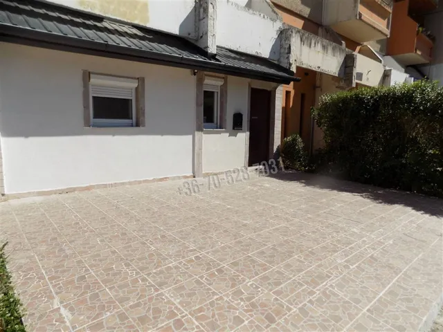 Eladó lakás Tatabánya, Gál István-lakótelep, Gál István lakótelep 29 nm