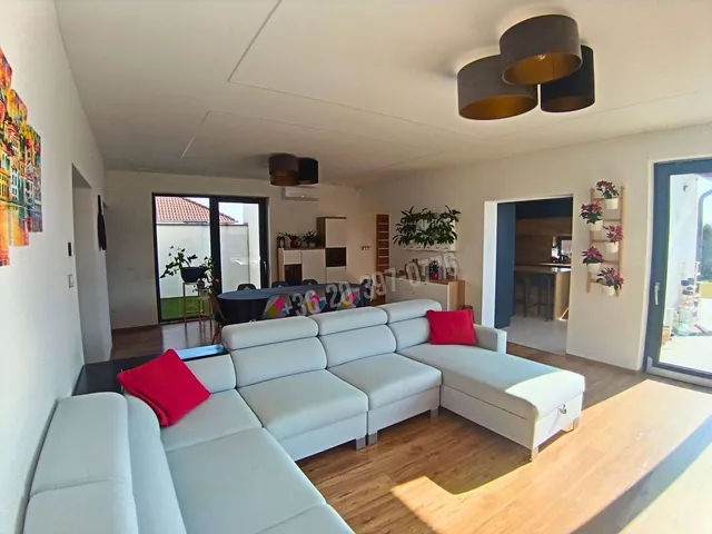 Eladó ház Győrújbarát 151 nm