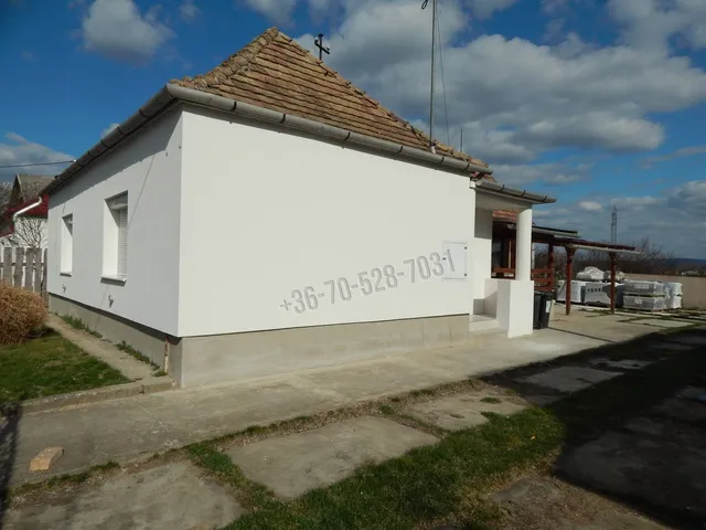 Eladó ház Bokod 110 nm