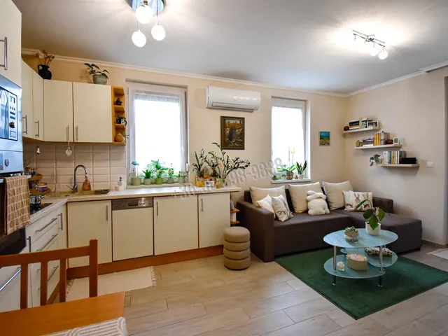 Eladó lakás Mosonmagyaróvár, Városközpont 46 nm