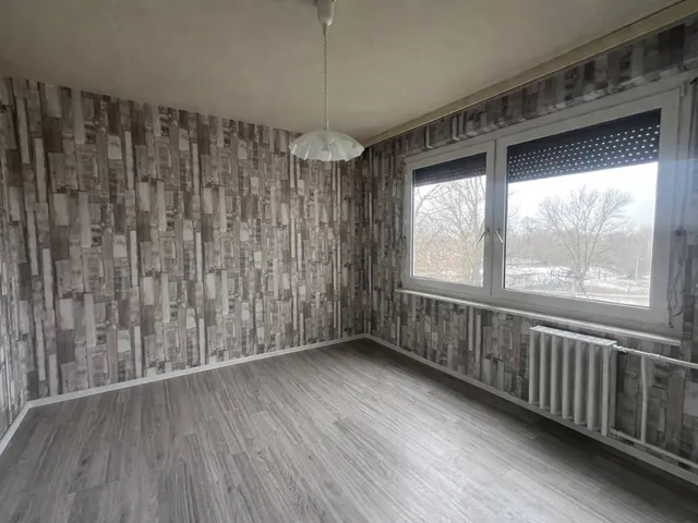 Eladó lakás Oroszlány 53 nm