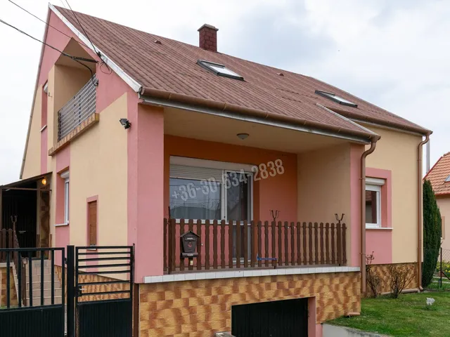 Eladó ház Máriakálnok 160 nm