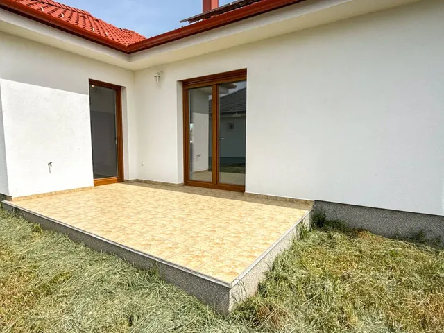 Eladó ház Levél 94 nm