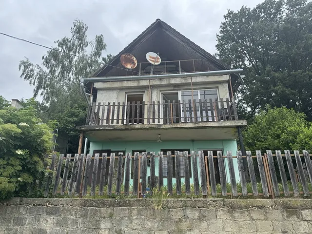 Eladó ház Tatabánya, Turuloldal 90 nm