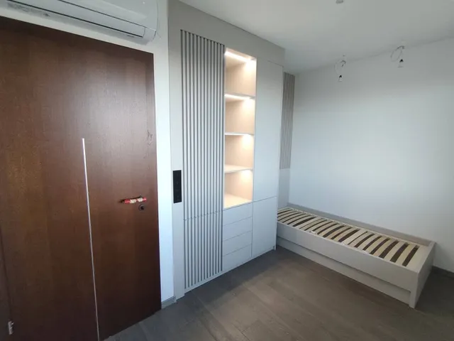 Eladó lakás Győr, Kismegyer, Verebes József u. 133 nm
