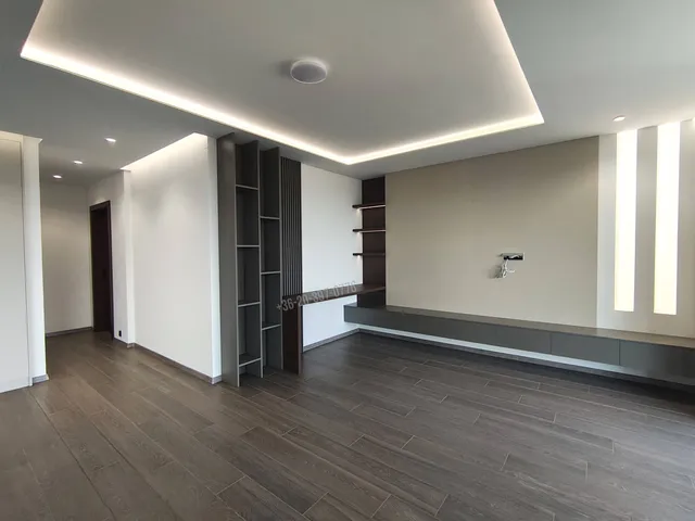 Eladó lakás Győr, Kismegyer, Verebes József u. 133 nm