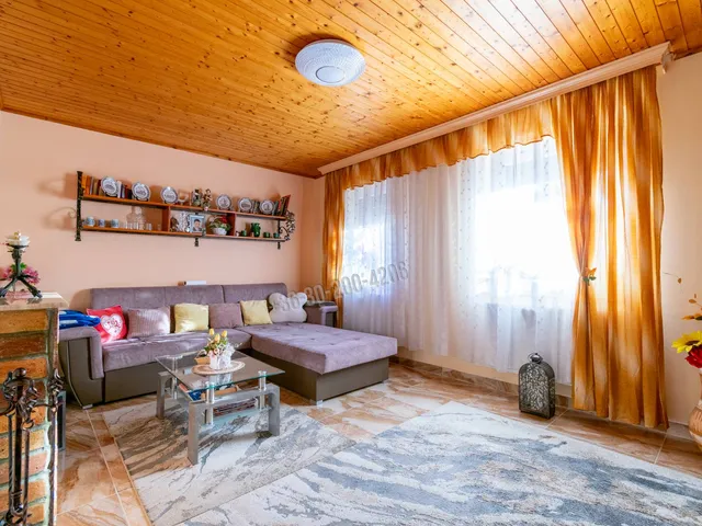 Eladó ház Károlyháza 173 nm