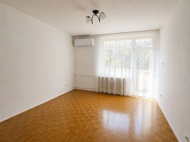 Eladó lakás Tatabánya, Dózsakert 55 nm