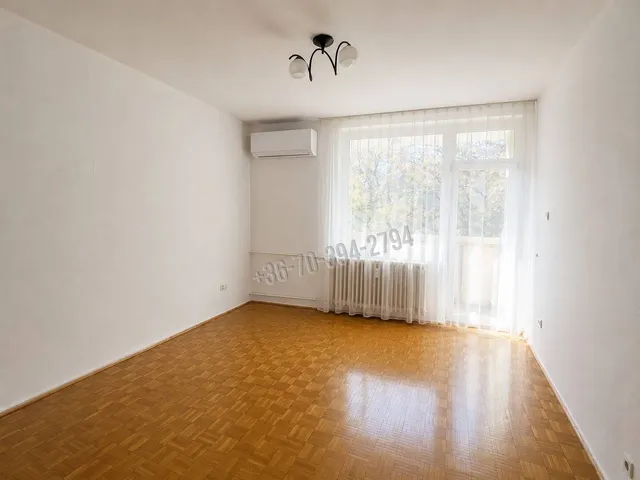 Eladó lakás Tatabánya, Dózsakert 55 nm