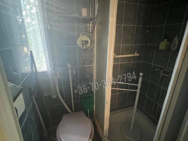 Eladó nyaraló Tatabánya 75 nm