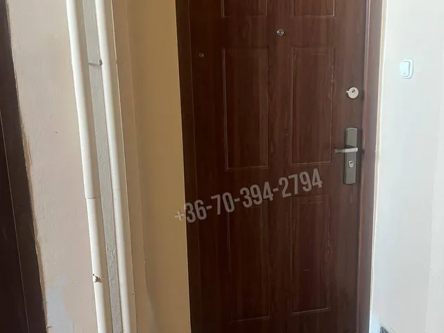 Eladó lakás Oroszlány, Óváros 64 nm