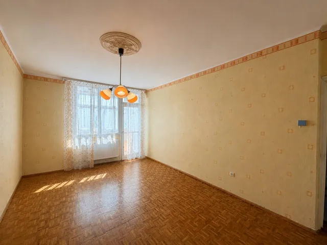 Eladó lakás Tatabánya, Dózsakert 55 nm