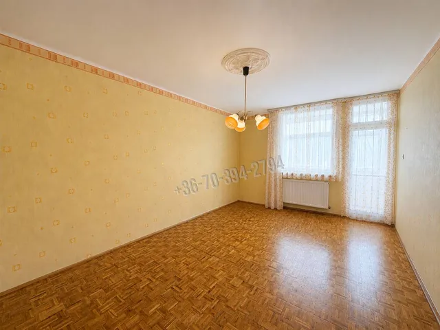 Eladó lakás Tatabánya, Dózsakert 55 nm
