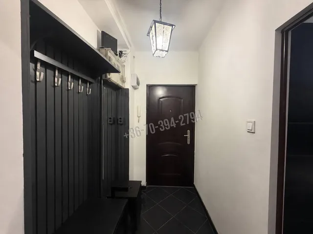 Eladó lakás Oroszlány, Népek barátsága utca 31 nm
