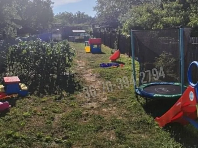 Eladó telek Oroszlány, Malom utca 337 nm