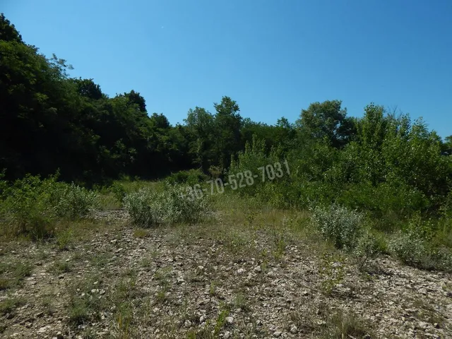 Eladó telek Tatabánya, Óváros, Vértanúk tere 35149 nm