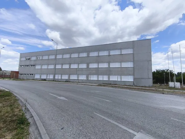 Eladó mezőgazdasági ingatlan Tatabánya 4200 nm