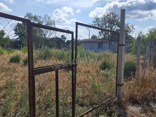 Eladó telek Tatabánya, Bánhida 700 nm