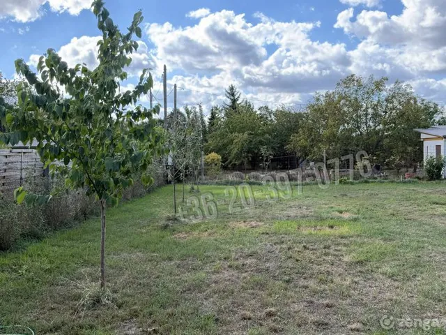 Eladó telek Győr 815 nm