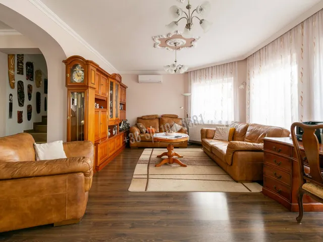 Eladó ház Sopron 260 nm