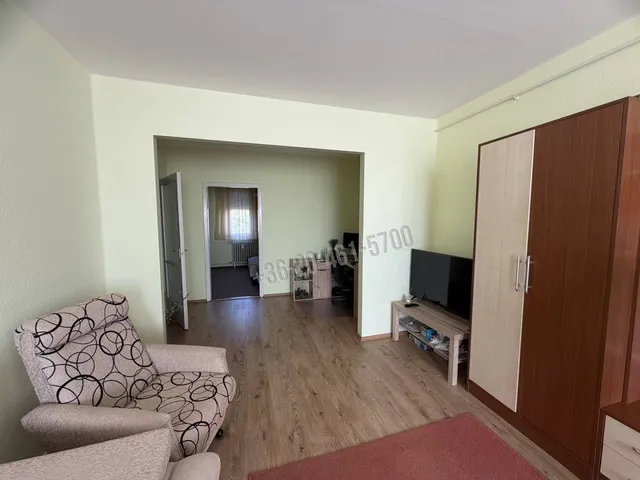 Eladó lakás Győr, Adyváros 53 nm
