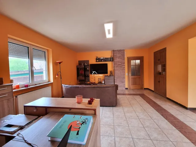 Eladó ház Mosonmagyaróvár, Dunapart 265 nm