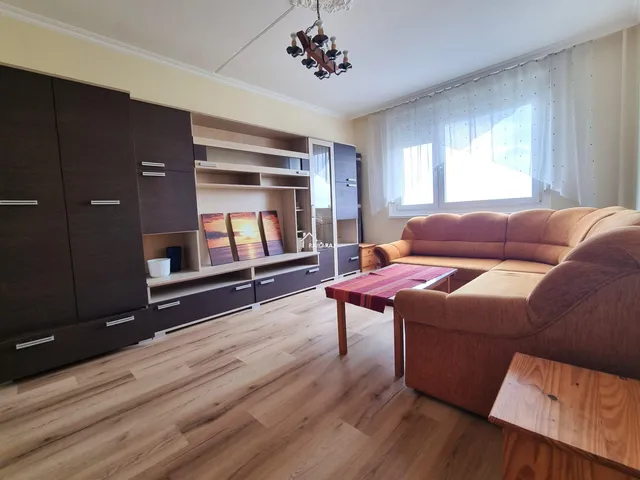 Eladó lakás Mosonmagyaróvár, Városközpont 36 nm