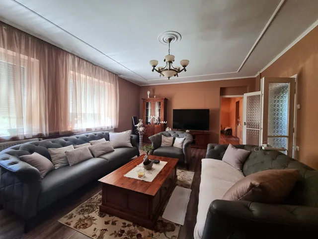 Eladó ház Mosonmagyaróvár, Majorok 160 nm