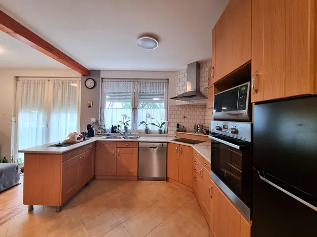 Eladó ház Levél 86 nm