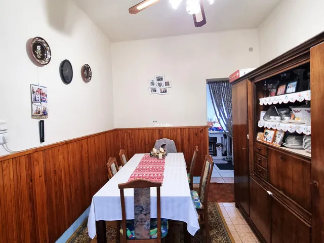 Eladó ház Lipót 118 nm