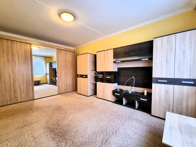 Eladó lakás Mosonmagyaróvár, Városközpont 35 nm