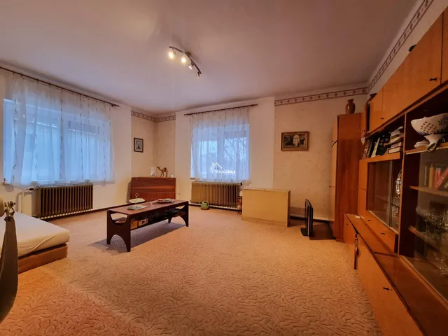 Eladó ház Máriakálnok 170 nm