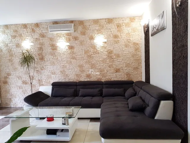 Eladó ház Mosonmagyaróvár, Duna lakópark 75 nm