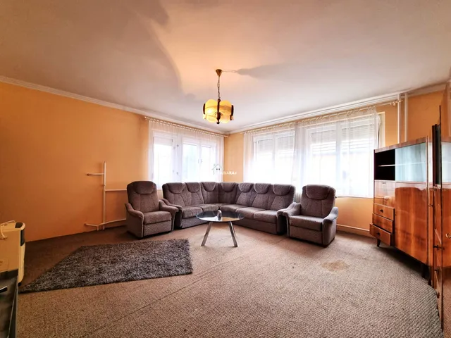 Eladó ház Dunakiliti 189 nm