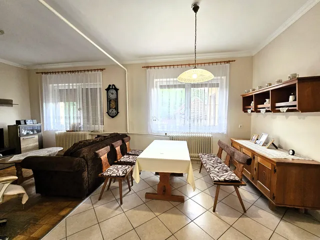 Eladó ház Bezenye 120 nm