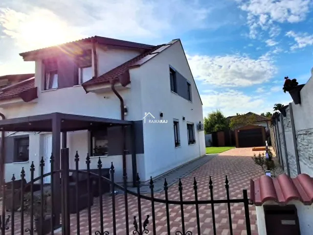 Eladó ház Levél 114 nm