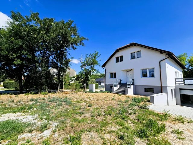 Eladó ház Darnózseli 104 nm