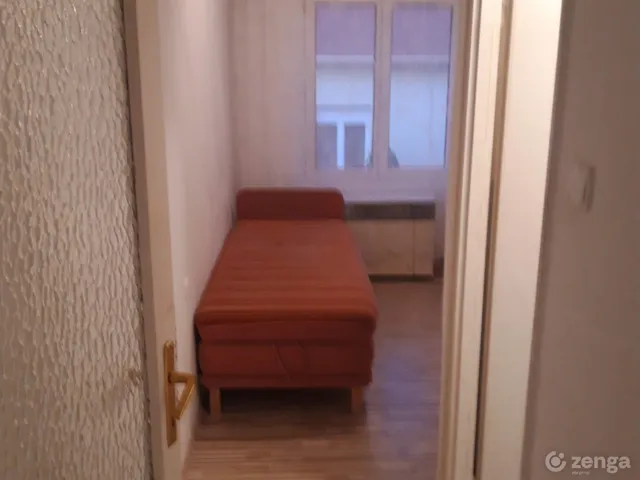 Eladó lakás Szolnok, Belváros 20 nm