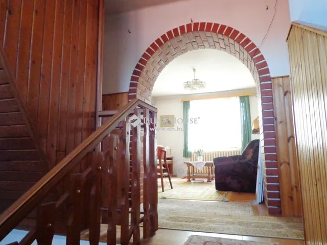 Eladó ház Vámosmikola 150 nm
