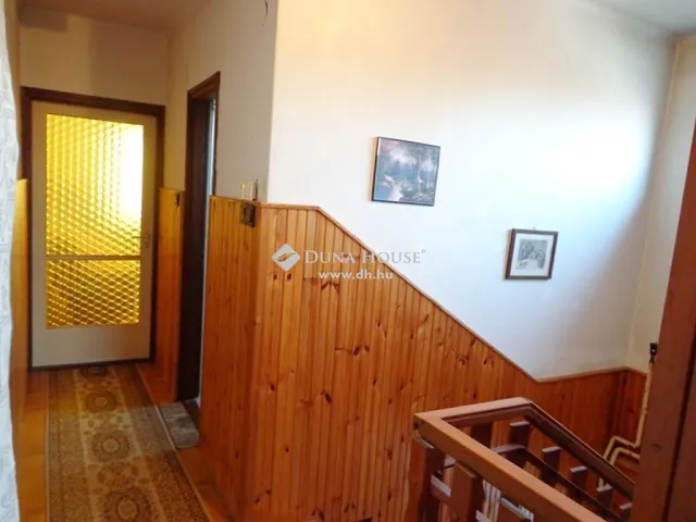 Eladó ház Vámosmikola 150 nm